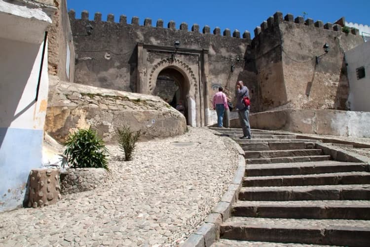 Tánger: un día en Marruecos con ferry por el Estrecho, guía y almuerzo con cuscús 3